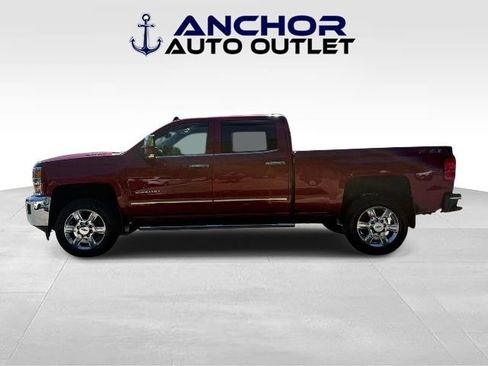 Used 2019 Chevrolet Silverado 2500 LTZ w/ Duramax Plus Package AWD/4WD image 5