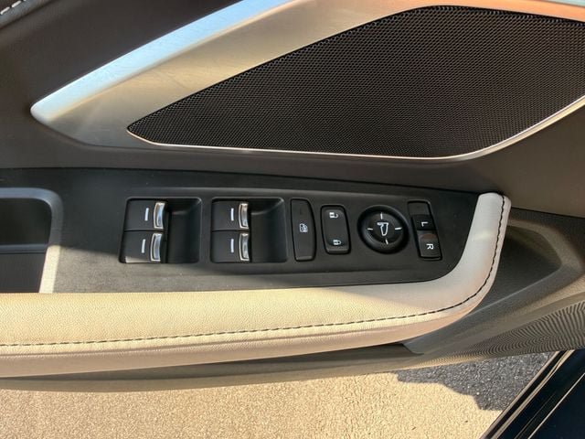 Used 2025 Acura RDX SH-AWD image 8