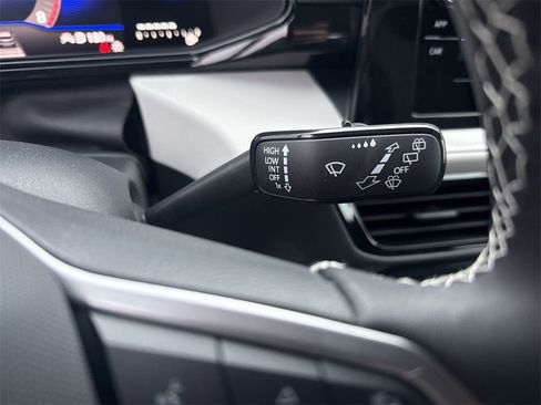 New 2026 Volkswagen Taos S image 19