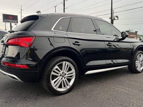Used 2019 Audi Q5 Prestige w/ Prestige Package image 8