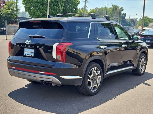 Used 2023 Hyundai Palisade Limited AWD/4WD image 6