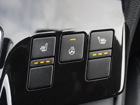 Used 2023 Kia Sportage EX image 50