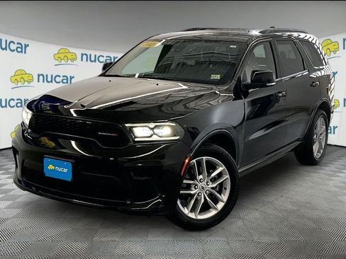 Used 2024 Dodge Durango GT AWD/4WD image 3