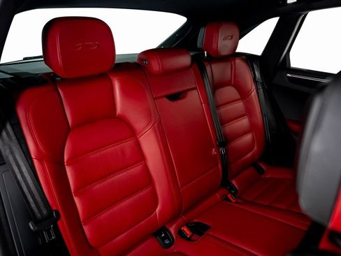 Used 2021 Porsche Macan GTS image 35