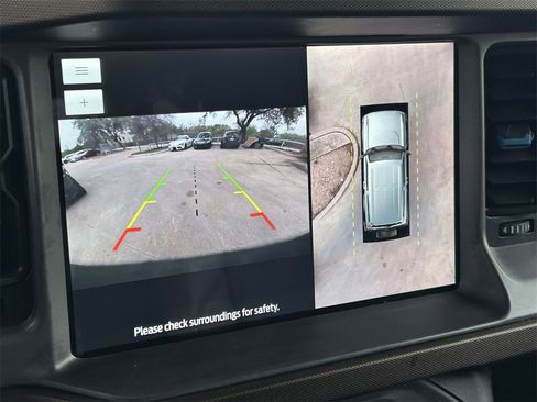 Used 2023 Ford Bronco Outer Banks image 37