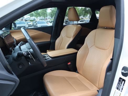 Used 2024 Lexus RX 350 Premium Plus w/ Convenience Package FWD image 34