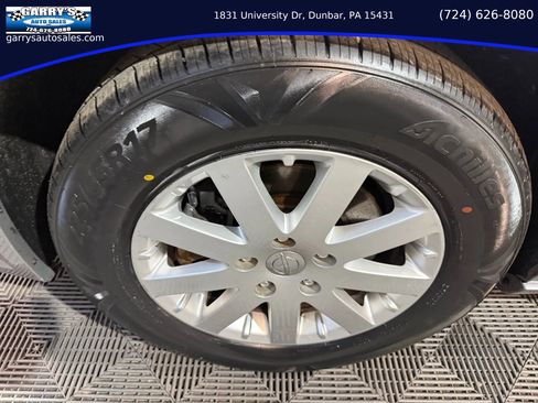 Used 2014 Chrysler Town & Country Touring image 11