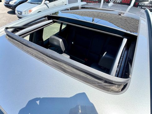 Used 2015 BMW X3 xDrive28i AWD/4WD image 25