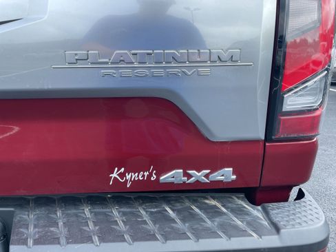 Used 2022 Nissan Titan Platinum Reserve w/ Moonroof Package image 12