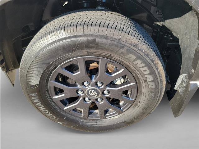 Used 2025 Toyota 4Runner SR5 RWD image 9