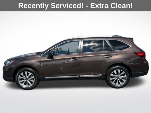 Used 2019 Subaru Outback 2.5i Touring image 6