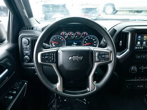 Used 2021 Chevrolet Silverado 1500 Custom Trail Boss w/ Midnight Edition AWD/4WD image 10