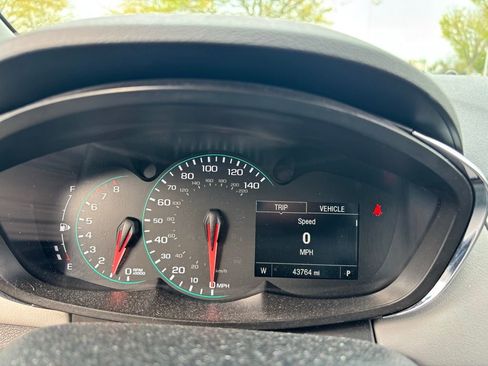 Used 2018 Chevrolet Trax LS FWD image 9