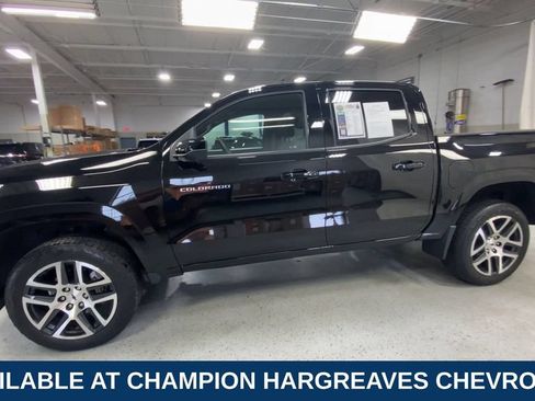 Used 2023 Chevrolet Colorado Z71 w/ Z71 Convenience Package 2 AWD/4WD image 6
