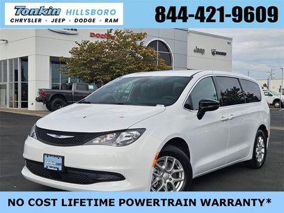 New 2026 Chrysler Voyager LX