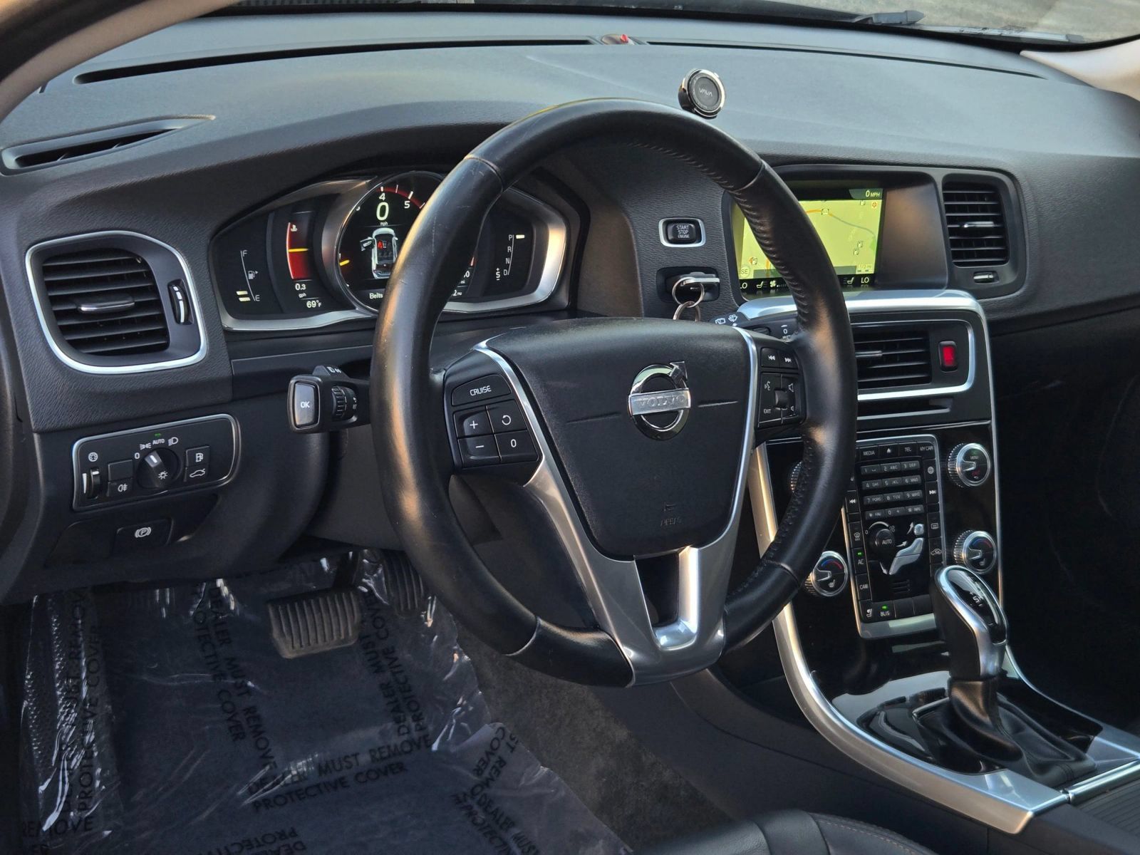 Used 2016 Volvo V60 T5 Cross Country w/ Convenience Package AWD/4WD image 11