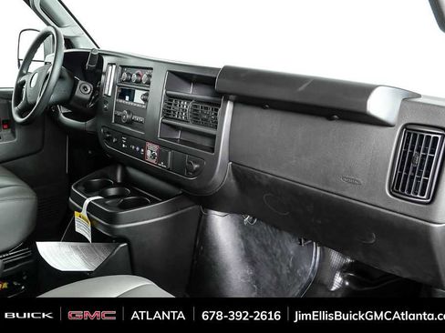 New 2025 GMC Savana 2500 w/ Driver Convenience Package image 17