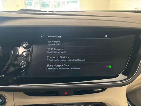 Used 2023 Buick Envision Avenir image 40