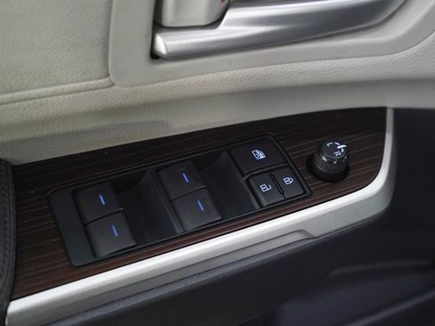 Used 2021 Toyota Sienna XLE AWD/4WD image 22