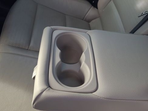 Used 2020 Hyundai Elantra Limited w/ Ultimate Package 03 image 16