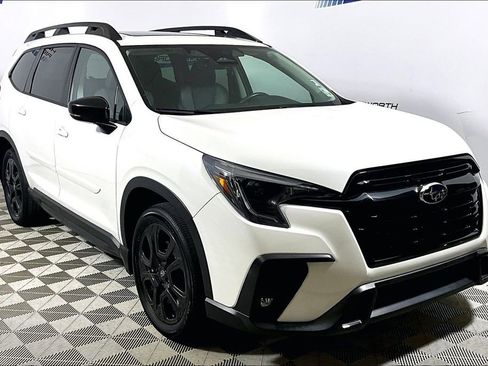 Used 2024 Subaru Ascent Onyx Edition AWD/4WD image 3