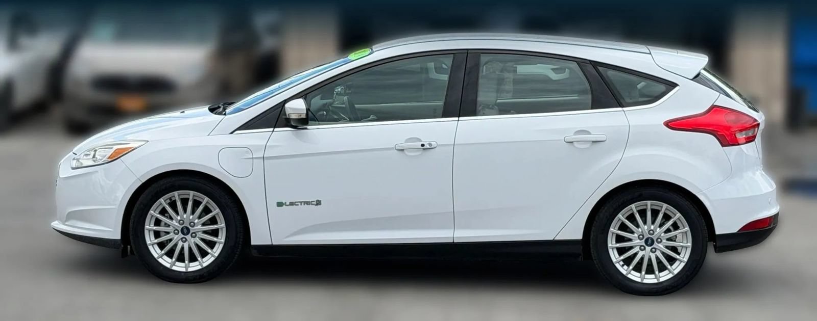 Used 2018 Ford Focus Electric Hatchback FWD image 4