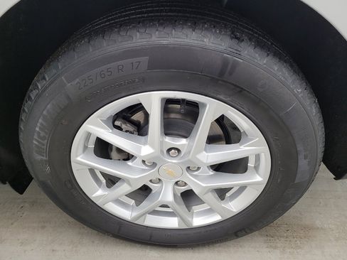 Used 2022 Chevrolet Equinox LT w/ Driver Convenience Package image 31