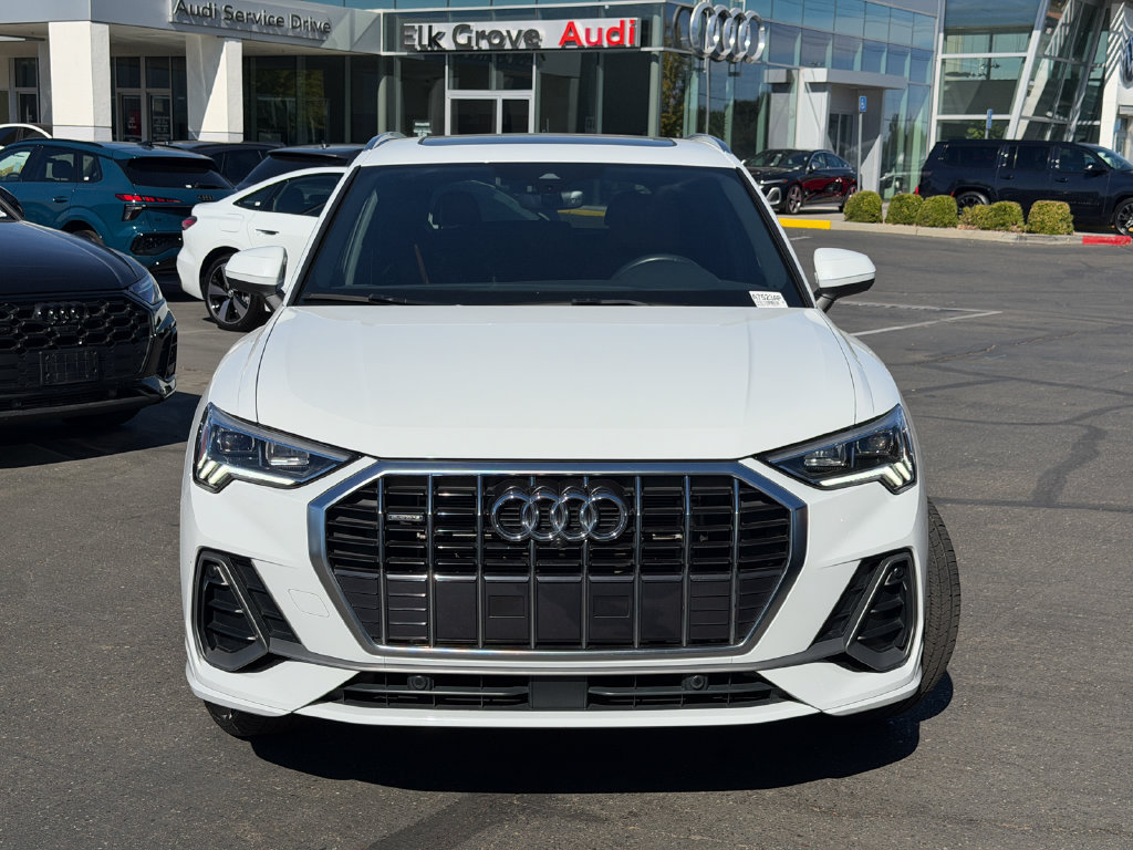 Used 2023 Audi Q3 2.0T Premium Plus w/ Premium Plus Package AWD/4WD image 4