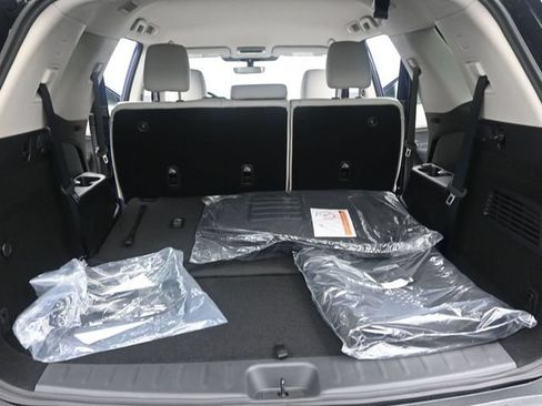 New 2026 Nissan Pathfinder SL FWD image 29
