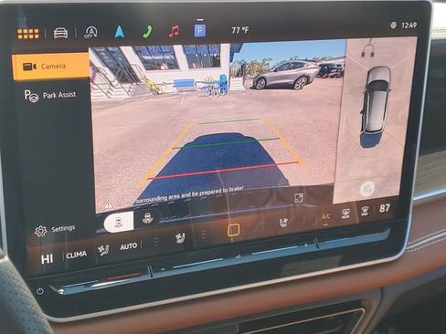 Used 2025 Volkswagen Tiguan SEL R-Line image 27