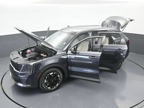 Used 2025 Kia Sorento S w/ Panoramic Sunroof Package FWD image 66