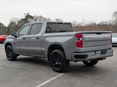 Used 2023 Chevrolet Silverado 1500 Custom image 7