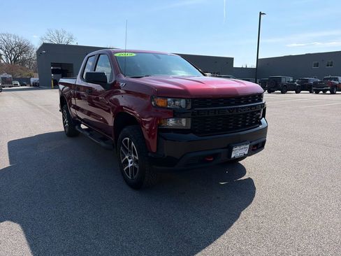 Used 2019 Chevrolet Silverado 1500 Custom Trail Boss w/ Custom Convenience Package image 4