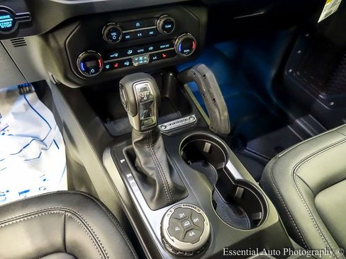 New 2025 Ford Bronco Badlands image 19