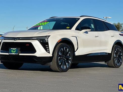 Certified 2024 Chevrolet Blazer EV RS image 8