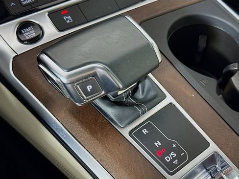 Used 2021 Audi A6 Premium Plus w/ Premium Plus Package image 18