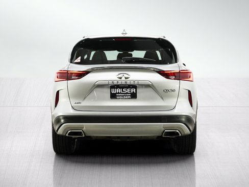 Used 2021 INFINITI QX50 Autograph AWD/4WD image 4