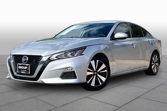 Certified 2022 Nissan Altima 2.5 SV FWD image 1