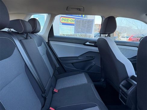 Used 2023 Volkswagen Taos S image 10