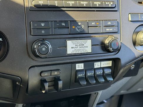 Used 2016 Ford F550 4x4 Regular Cab Super Duty w/ Power Equipment Group image 36