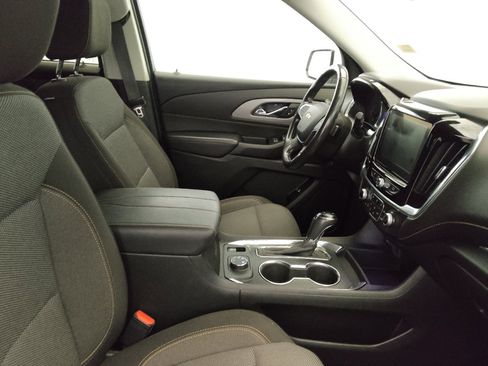 Used 2020 Chevrolet Traverse LT w/ Driver Confidence II Package AWD/4WD image 21