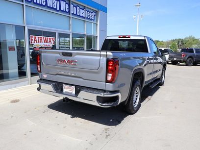 New 2026 GMC Sierra 1500 Pro w/ Pro Value Package