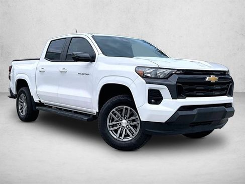 Used 2024 Chevrolet Colorado LT w/ LT Convenience Package II RWD image 12