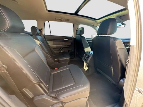 Used 2023 Volkswagen Atlas SE FWD image 30