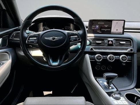 Used 2023 Genesis G70 2.0T AWD/4WD image 8