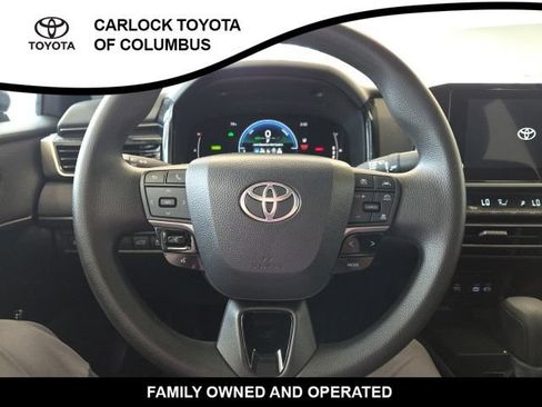 Used 2025 Toyota Camry LE FWD image 23