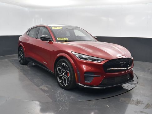 Certified 2023 Ford Mustang Mach-E GT image 4