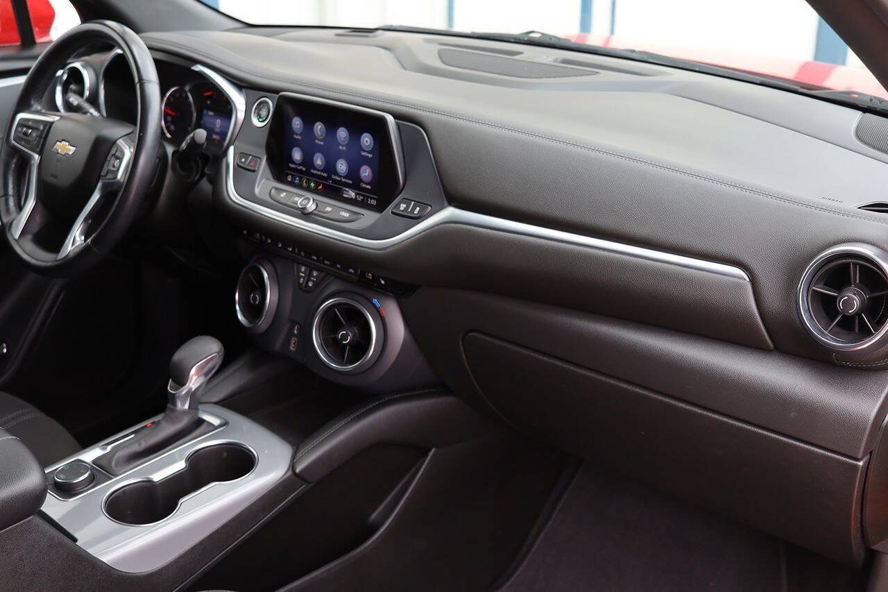 Used 2021 Chevrolet Blazer LT AWD/4WD image 24