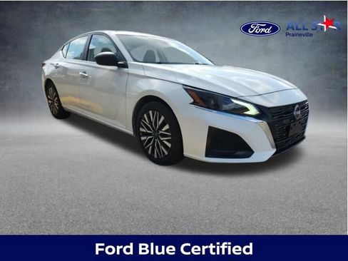 Used 2025 Nissan Altima 2.5 SV FWD image 1