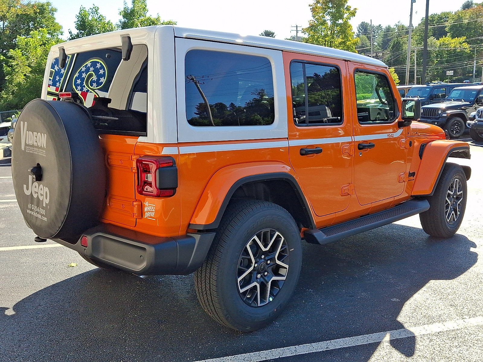 New 2027 Jeep Wrangler Unlimited Sahara AWD/4WD image 3